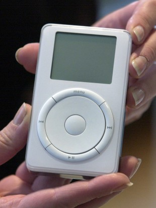 Retro: The original iPod back in 2001.