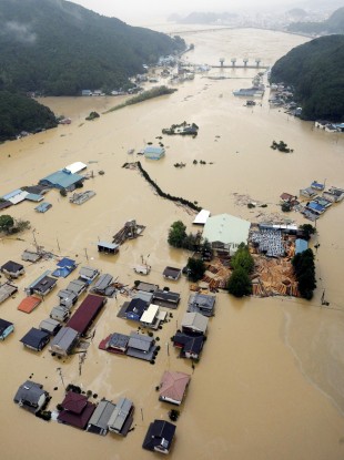 Heavy downpours by Typhoon Talas swamp a residential area in Kiho, central Japan