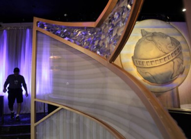 Preparations ahead of tonight's Golden Globes ceremony.
