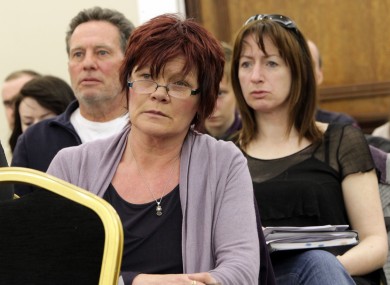 Joan Collins (c) and Clare Daly (r)