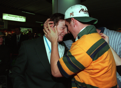 O'Driscoll is welcomed back to Dublin Airport.