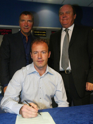Shepherd with Alan Shearer and Graeme Souness in 2005.
