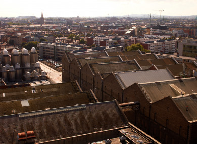 St James’s Gate. View across vathouse rooftops, Market Street.