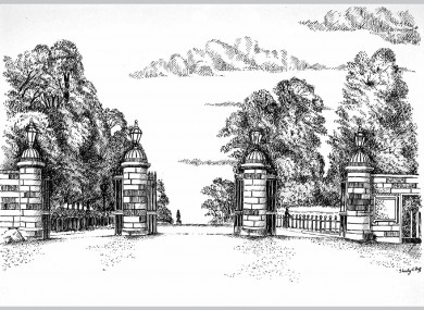 The entrance to the Phoenix Park at Parkgate Street.