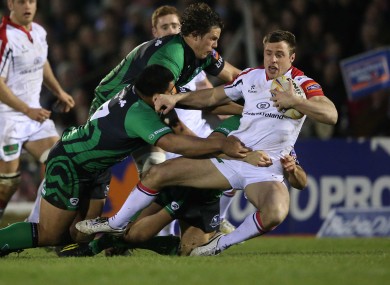Tommy Bowe will take on the Connacht midfield defence.
