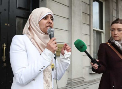 Somaia Halawa calls for Ibrahim's release outside the Department of Foreign Affairs.