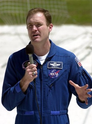 James Halsell Jr pictured in 2000 whilst preparing for an Atlantis mission.