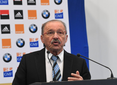 Jacques Brunel has named his squad for the upcoming Six Nations.