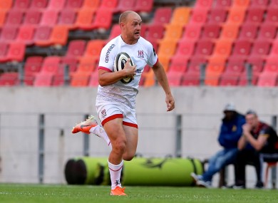 Faddes runs in a try for Ulster.