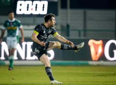 JJ Hanrahan slots over the winning drop goal.