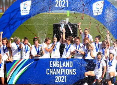 England celebrate their Six Nations title.