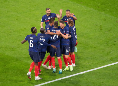 French players celebrate.
