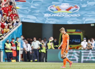 Matthijs de Ligt leaves the field after being sent off against Czech Republic.