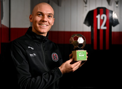 Georgie Kelly with his SSE Airtricity/SWI Player of the Month Award for September.