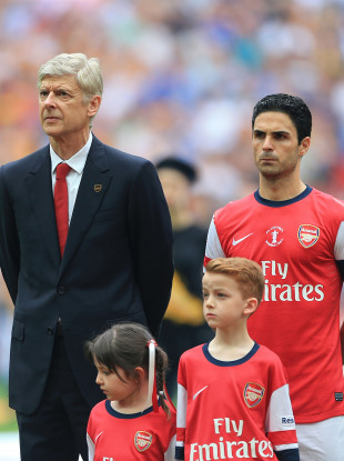 Current Arsenal manager Mikel Arteta (right) is keen to link up with former boss Arsene Wenger once again.