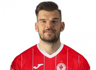 Estonian international Frank Liivak has signed for Sligo Rovers.