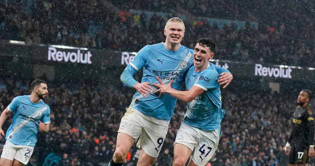 Man City ease past Fulham to move within three points of leaders Arsenal