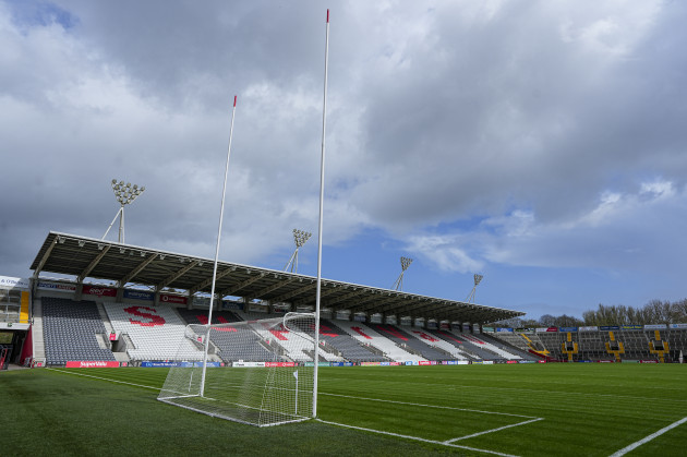 LIVE: Cork v Limerick, Munster SHC
