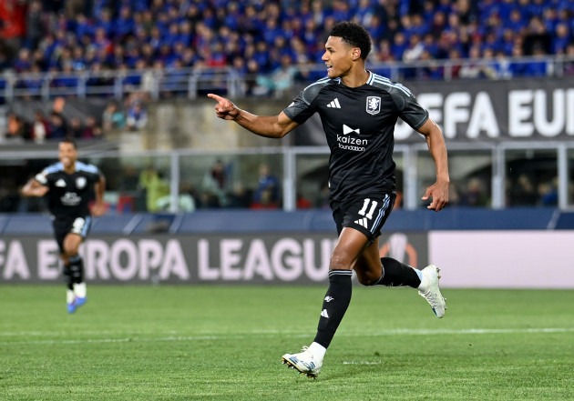 Villa take charge against Bologna, comedy OG keeps Forest’s hopes alive