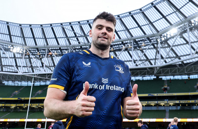 Leinster out-half Harry Byrne signs new contract