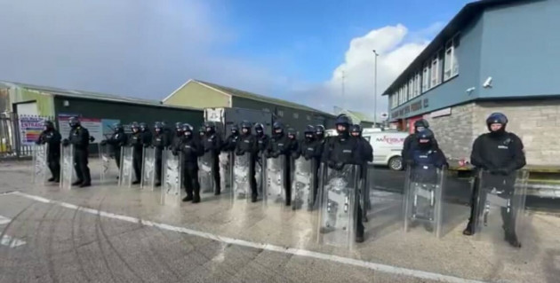 Gardaí dismantle barricades at Galway docks to end blockade of fuel depot
