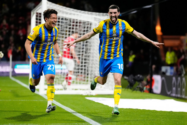 Ireland's Azaz on target as Southampton storm into Championship play-off places