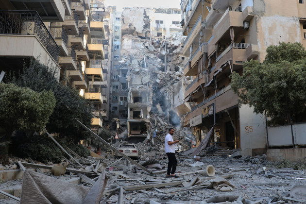 Major bombing raids across southern Lebanon as strike hits town where Irish monument located