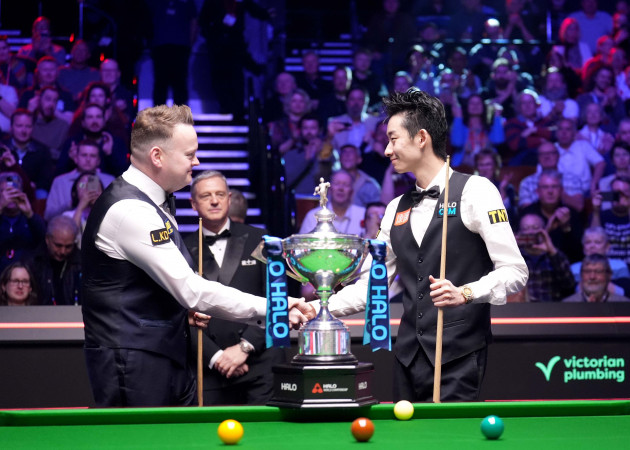 Advantage Wu Yize after fractious first day of World Championship final