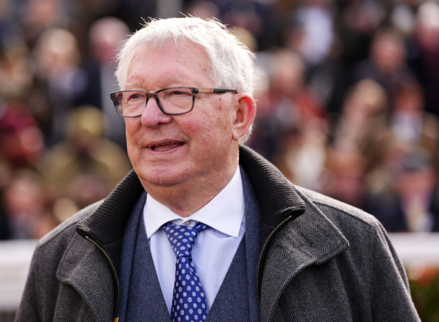 Alex Ferguson recovering after being taken to hospital before Man United game
