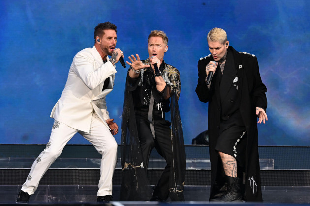 Boyzone fans and Jedward jump to group's defence a