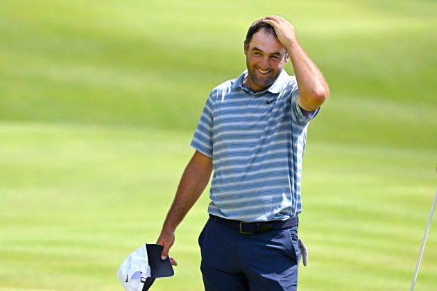 Scottie Scheffler fires 60 to grab early PGA Travelers lead