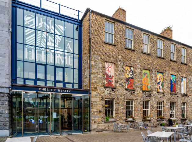 Landlord of café ordered to close for EU presidency seeks to resolve row through arbitration