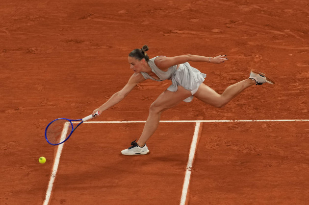 Kostyuk and Andreeva to clash in French Open semis
