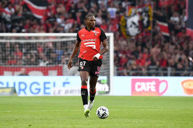 Liverpool complete signing of defender Jeremy Jacquet from Rennes