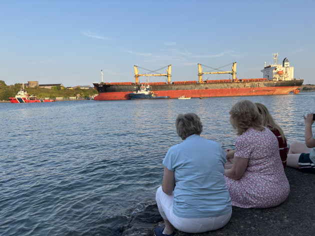 Drug-smuggling ship MV Matthew finally leaves Cork Harbour to head to Dutch scrapyard