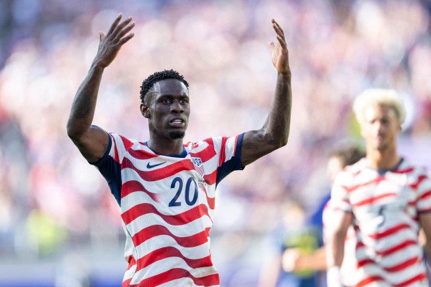 10-man USA overcome Bosnia but set to be without Balogun for Belgium