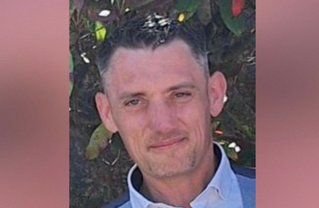 Trial opens of teenager (17) accused of murdering postman in garden of his Co Cork home