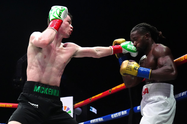 Masterful Aaron McKenna crowned middleweight world champion in Dublin
