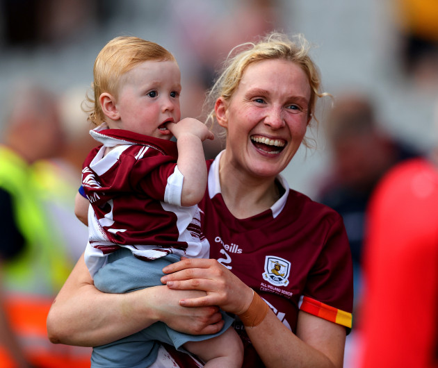 'Why not?': Shauna Healy juggling family life and camogie ahead of All-Ireland defence