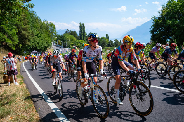 Reusser holds slender lead as Vollering wins in Tour de France hills