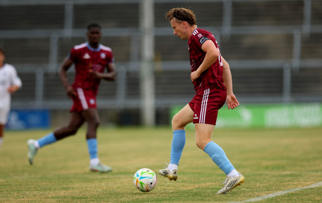 Galway United edge Bray Wanderers on penalties to advance to quarter-finals