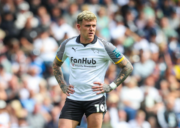 Sammie Szmodics signs season-long loan with Derby County